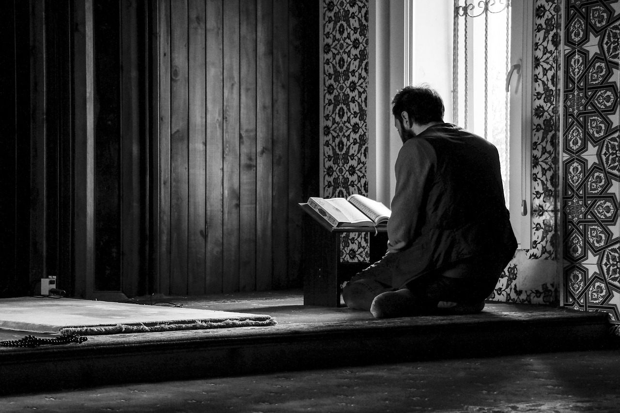 12 Powerful Duas For Depression and Anxiety